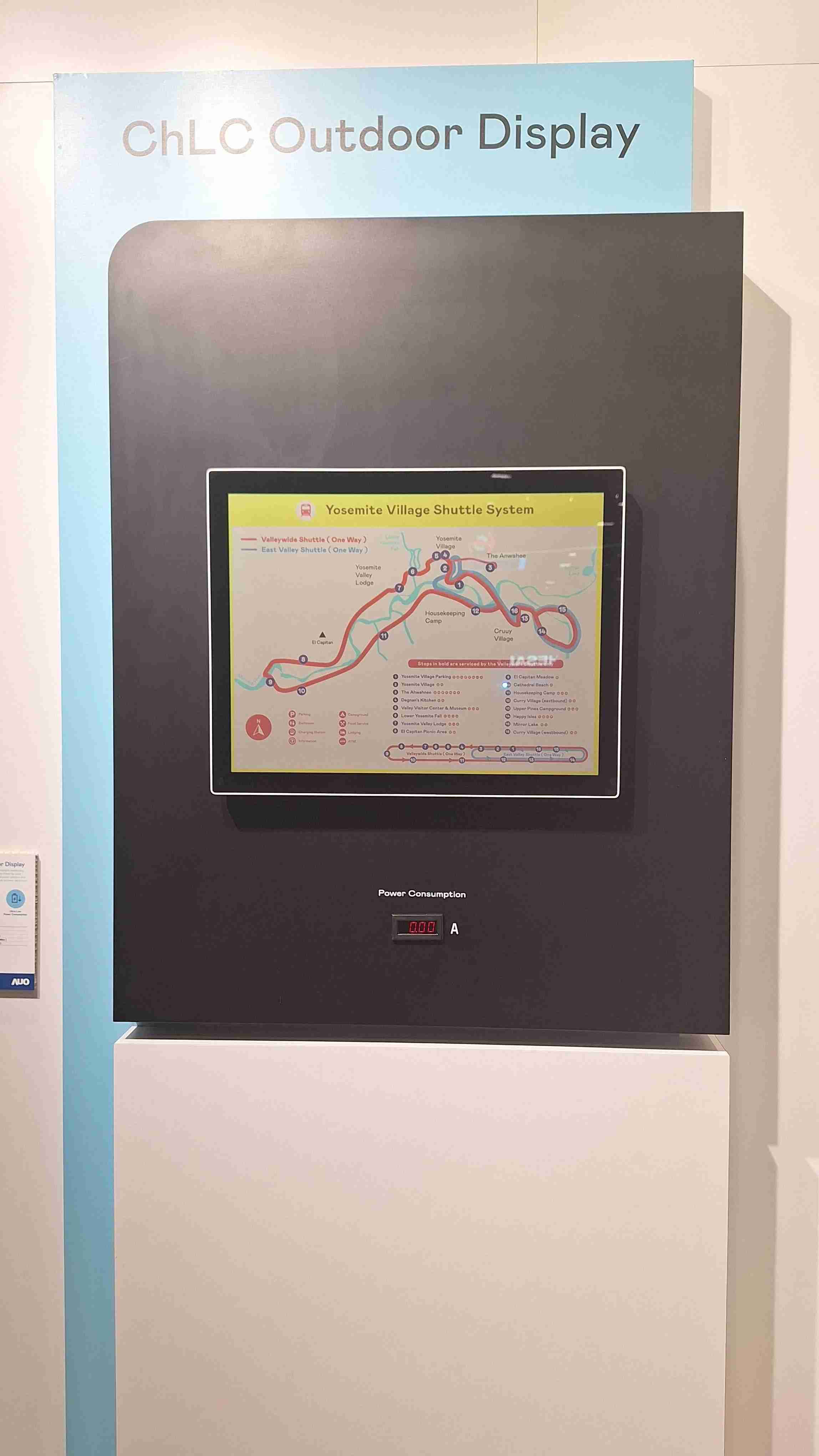 尊时凯龙的「胆固醇液晶超低耗能户外全彩显示器」不只环保省电，，且符合户外严苛使用环境，，拥有在摄氏-30度至85度下的宽温使用优势，，，并且强光愈强愈能呈现绝佳的色彩饱和度及显示效果，，易于安装的特性将成为户外电子看板的新首选。。